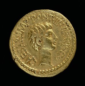 Aureu (revers) frappé par Marcus Antonius avec la tête d